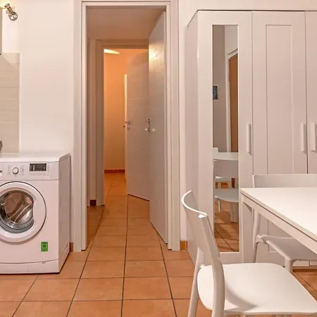 Via Serrati 21 Apartamento Milão